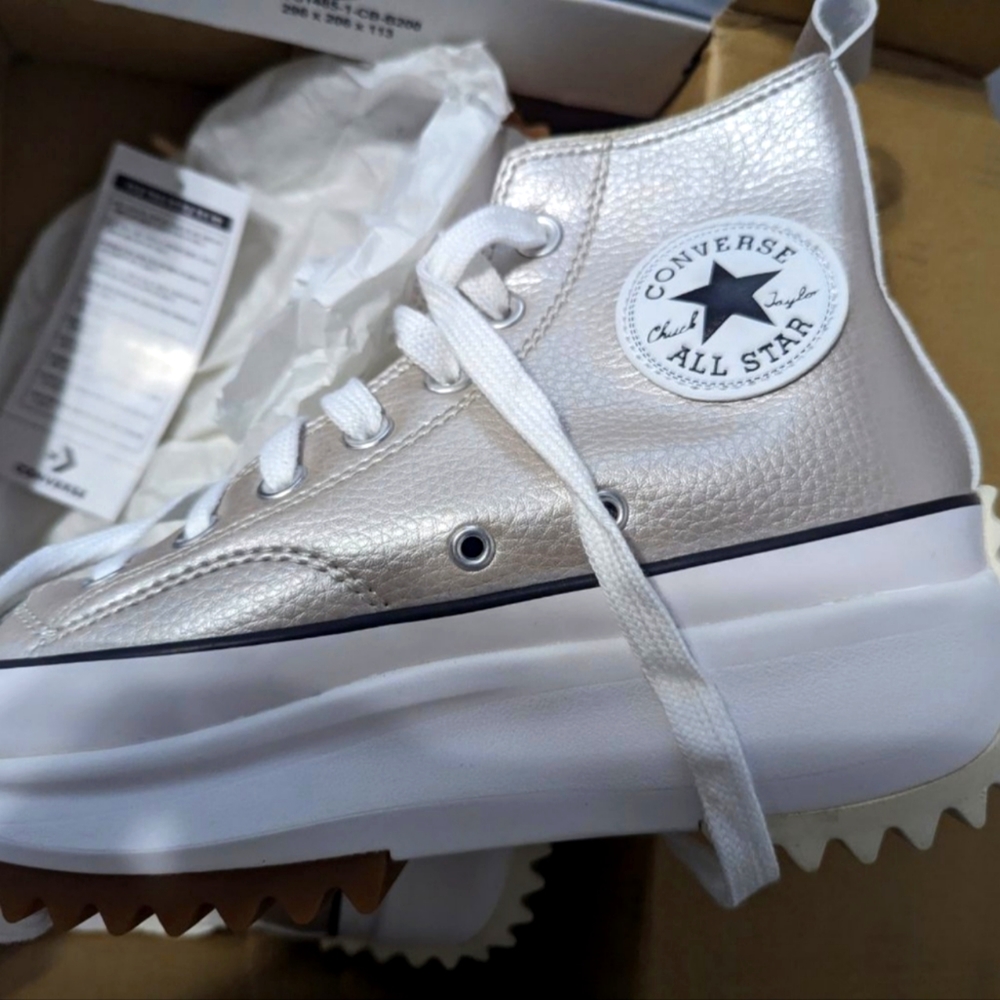 UNIQUE Rose Metallic Shoes
